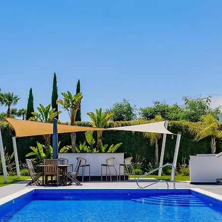 Villa Davaar In Porto De Mos - Lk *